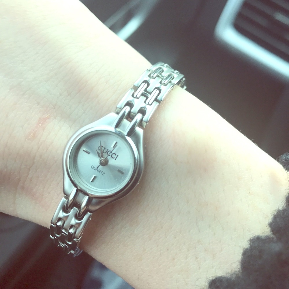 (Final price drop!) Vintage Gucci ladies watch!
